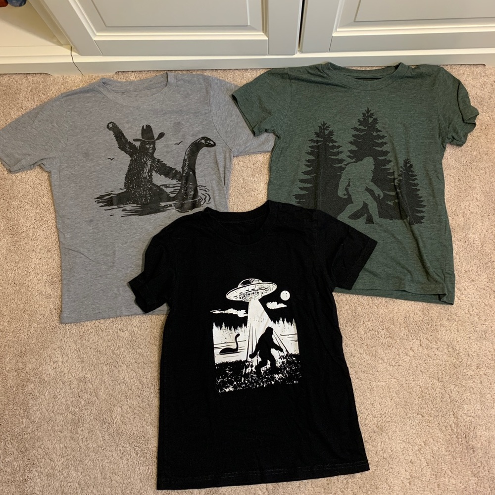 Boys Sasquatch,alien , bigfoot , Loch Ness monster shirts set of 3, size 7-8